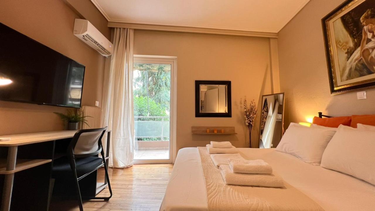 Koukaki Cozy Studio Retreat 1' From Metro Athens Luaran gambar